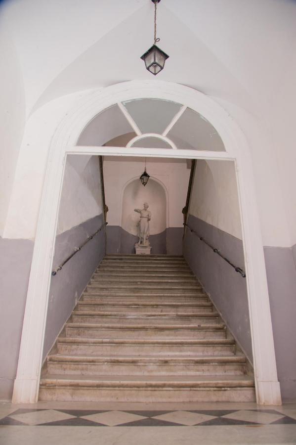 Appartement Palazzo Del Golfo à Naples Extérieur photo