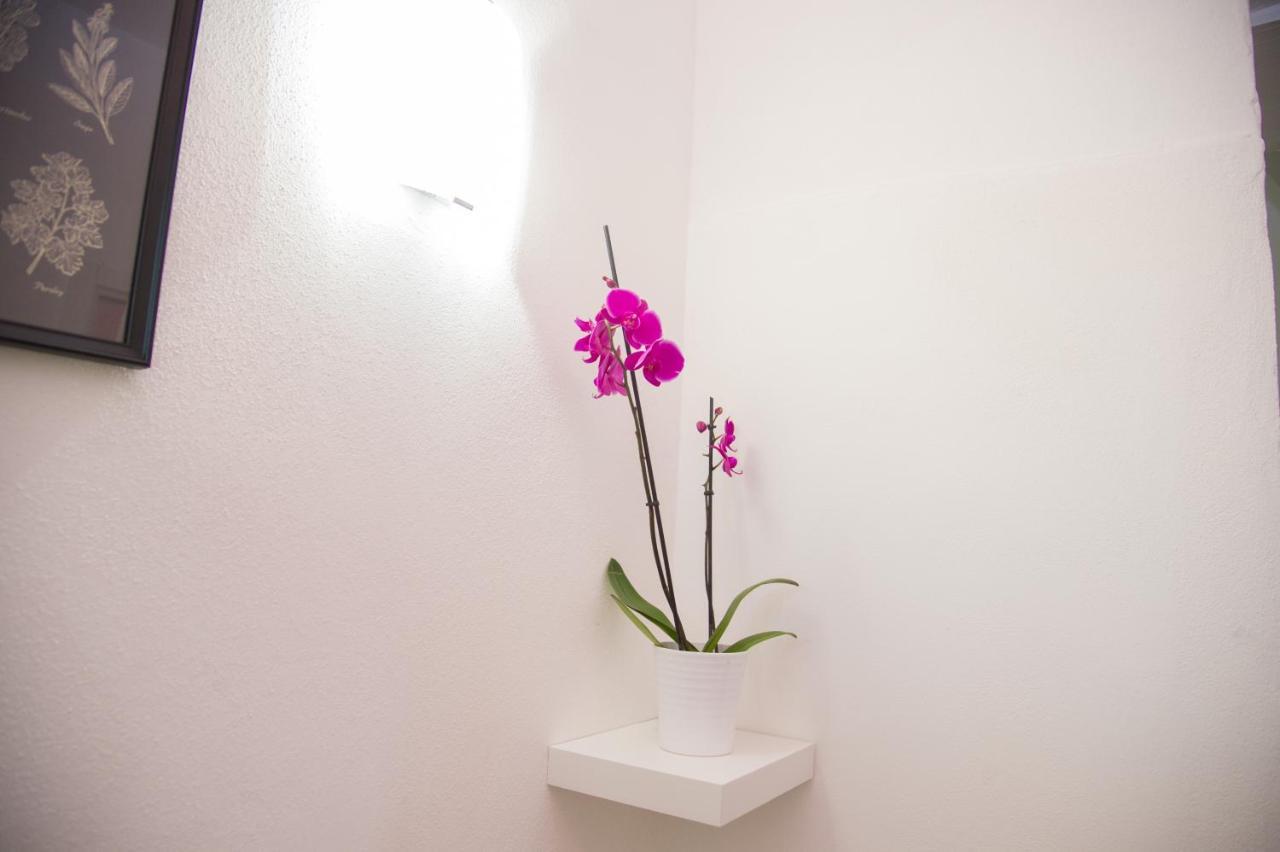 Appartement Palazzo Del Golfo à Naples Extérieur photo